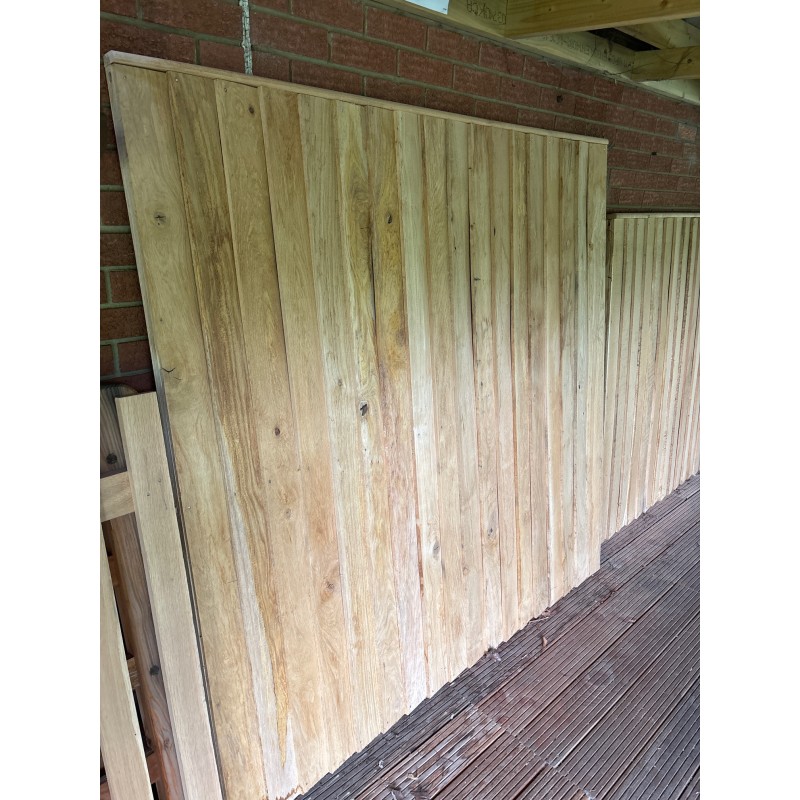 Oak Feather-Edge Fence Panels - CLEARANCE