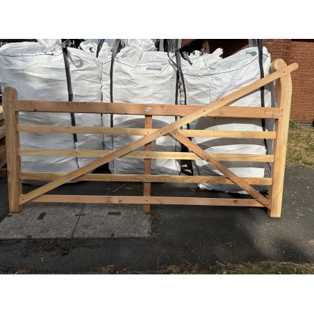 Untreated Larch/Douglas Fir Curved Heel (Ranch Style) Gate 2.7m (CLEARANCE)